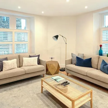 Apartment Beech Tops *