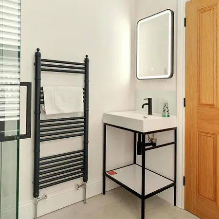 Apartment Beech Tops *