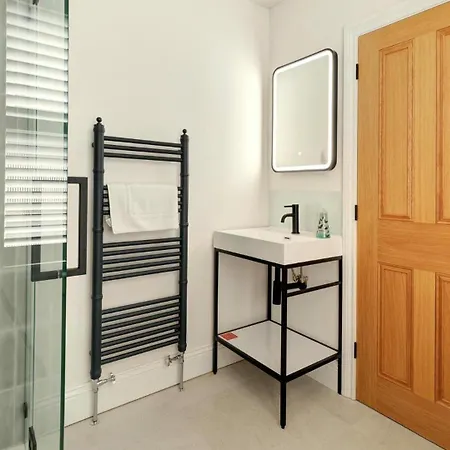 Beech Tops 度假居 *